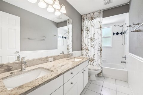 Casa en venta en Tampa, Florida, 4 dormitorios, 227.05 m2 № 1782264 - foto 21