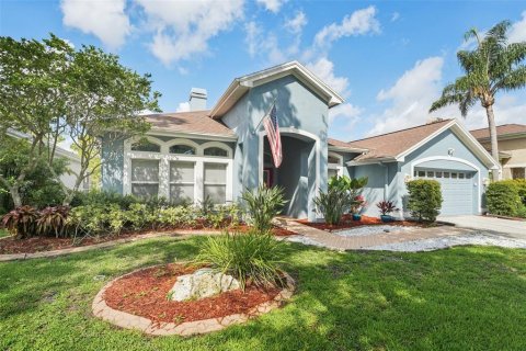 Casa en venta en Tampa, Florida, 4 dormitorios, 227.05 m2 № 1782264 - foto 1