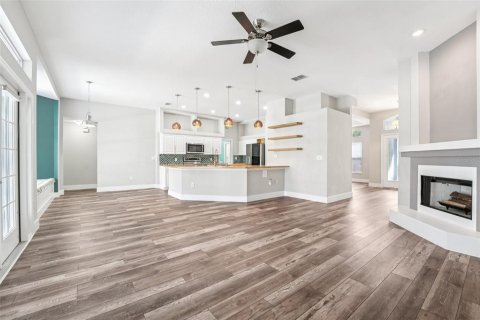 Casa en venta en Tampa, Florida, 4 dormitorios, 227.05 m2 № 1782264 - foto 8