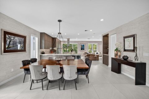 House in Fort Lauderdale, Florida 4 bedrooms, 397.9 sq.m. № 2081945 - photo 23
