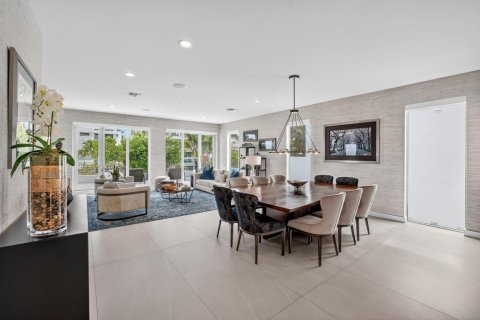 House in Fort Lauderdale, Florida 4 bedrooms, 397.9 sq.m. № 2081945 - photo 25