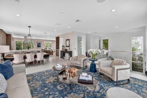 House in Fort Lauderdale, Florida 4 bedrooms, 397.9 sq.m. № 2081945 - photo 6