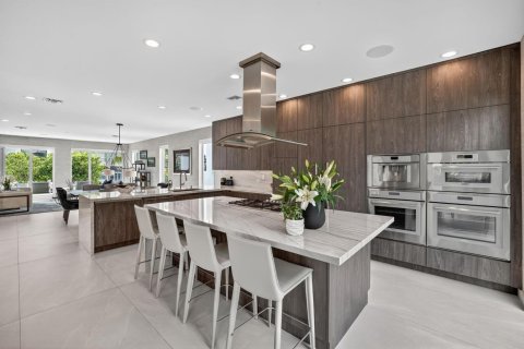 House in Fort Lauderdale, Florida 4 bedrooms, 397.9 sq.m. № 2081945 - photo 28