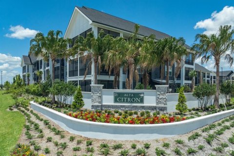 Apartamento en alquiler en Davenport, Florida, 3 dormitorios, 117.8 m2 № 1615678 - foto 2