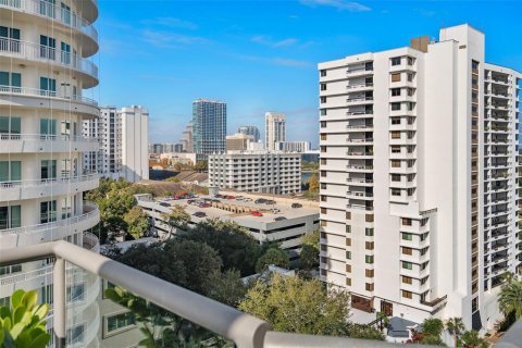 Condo in Orlando, Florida, 2 bedrooms № 2123428 - photo 24