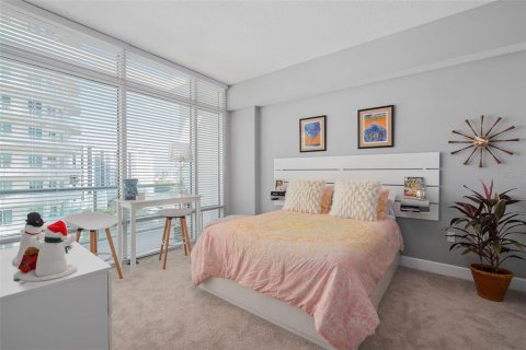 Condo in Orlando, Florida, 2 bedrooms № 2123428 - photo 7