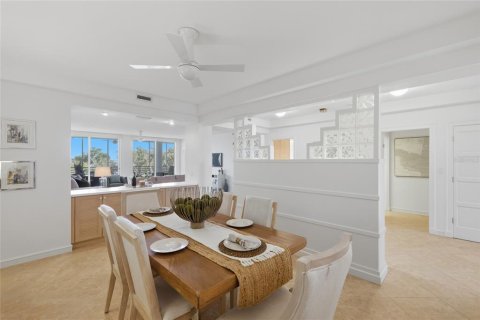Copropriété à vendre à Longboat Key, Floride: 3 chambres, 284.93 m2 № 2402801 - photo 12
