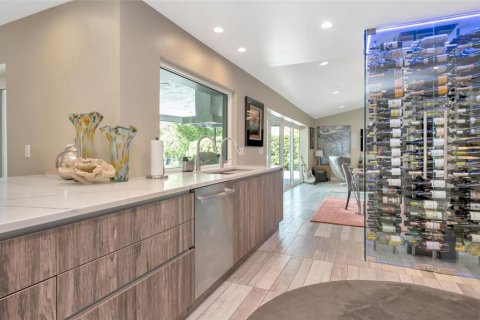 Casa en alquiler en Saint Petersburg, Florida, 3 dormitorios, 231.88 m2 № 1911509 - foto 13