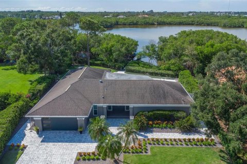 Villa ou maison à louer à Saint Petersburg, Floride: 3 chambres, 231.88 m2 № 1911509 - photo 3