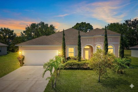 Villa ou maison à Port St. Lucie, Floride 4 chambres, 253.25 m2 № 2084705