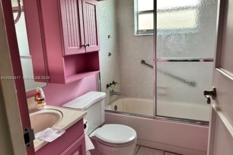 Condo in Delray Beach, Florida, 2 bedrooms  № 2068839 - photo 4