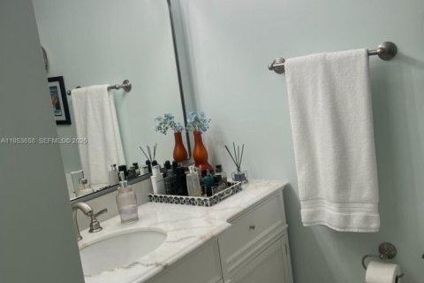 Copropriété à vendre à Fort Lauderdale, Floride: 2 chambres, 118.54 m2 № 2010888 - photo 14