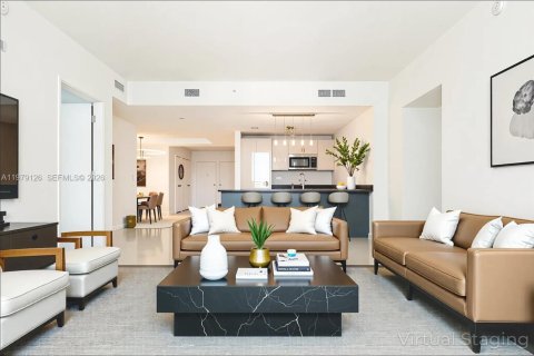 Condo in Miami, Florida, 2 bedrooms  № 2080124 - photo 4