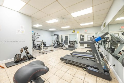 Condominio en venta en Lauderhill, Florida, 1 dormitorio, 86.21 m2 № 2034295 - foto 27