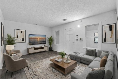 Casa en alquiler en Miami, Florida, 2 dormitorios, 123.47 m2 № 2049020 - foto 5