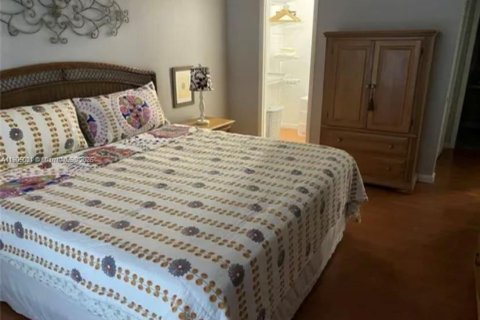 Купить кондоминиум в Майами, Флорида 1 спальня, 69.68м2, № 1955879 - фото 4