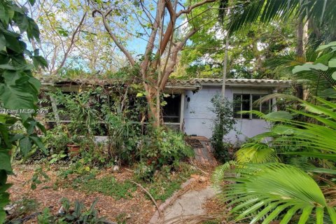 House in Hollywood, Florida 2 bedrooms, 83.89 sq.m. № 2012132 - photo 9