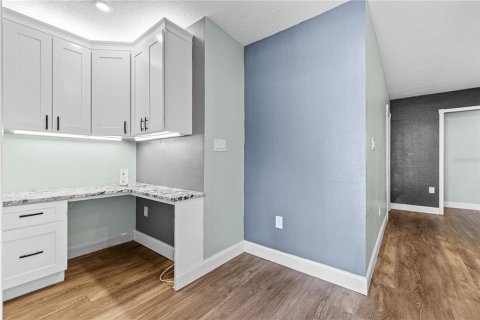 Casa en venta en Pinellas Park, Florida, 3 dormitorios, 150.78 m2 № 1900462 - foto 5