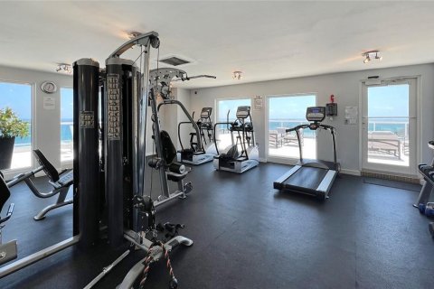 Condo in Fort Lauderdale, Florida, 2 bedrooms  № 2183705 - photo 16