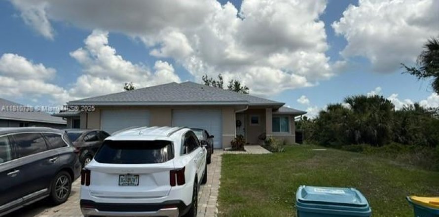 Condo in Port Charlotte, Florida, 6 bedrooms № 1865732