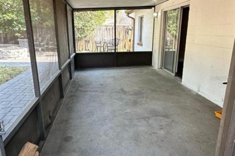 House in Sanford, Florida 3 bedrooms, 124.77 sq.m. № 2229968 - photo 9