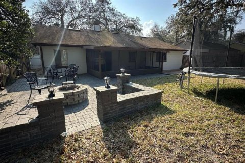 House in Sanford, Florida 3 bedrooms, 124.77 sq.m. № 2229968 - photo 25
