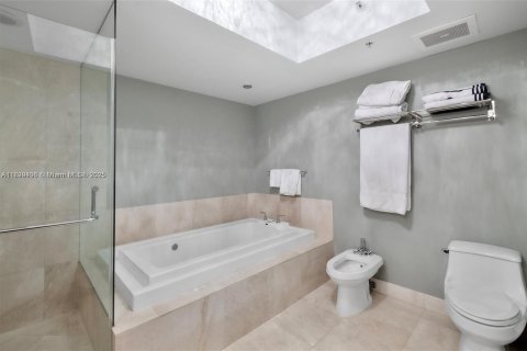 Copropriété à louer à Miami, Floride: 1 chambre, 76.18 m2 № 1828236 - photo 10