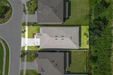 House in Wesley Chapel, Florida 4 bedrooms, 220.27 sq.m. № 2403660 - photo 3