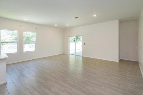 Villa ou maison à louer à Orlando, Floride: 4 chambres, 161.46 m2 № 2427582 - photo 11