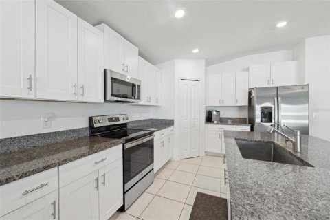 Casa en venta en Riverview, Florida, 4 dormitorios, 179.77 m2 № 1910576 - foto 8