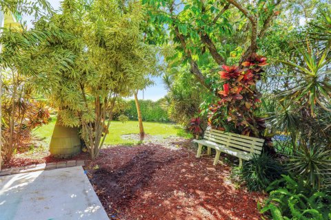 Condominio en venta en Boynton Beach, Florida, 2 dormitorios, 111.48 m2 № 1073543 - foto 1
