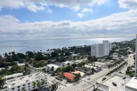 Снять в аренду кондоминиум в Форт-Лодердейл, Флорида 2 спальни, 106.28м2, № 1988235 - фото 2