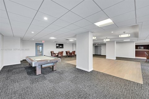 Снять в аренду кондоминиум в Форт-Лодердейл, Флорида 2 спальни, 106.28м2, № 1988235 - фото 19