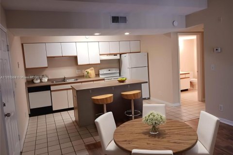 Copropriété à vendre à Pompano Beach, Floride: 1 chambre, 58.81 m2 № 2091352 - photo 6
