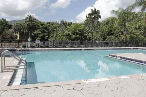 Copropriété à vendre à Pompano Beach, Floride: 1 chambre, 58.81 m2 № 2091352 - photo 3