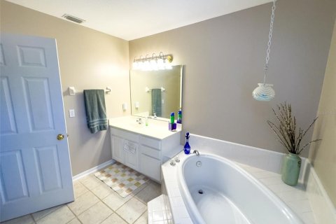 House in Keystone Heights, Florida 3 bedrooms, 197.51 sq.m. № 1634159 - photo 13
