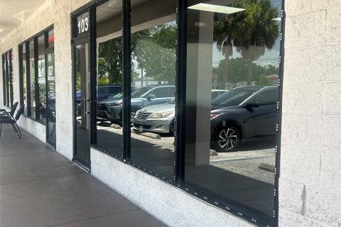 Immobilier commercial à louer à Orlando, Floride: 3271.09 m2 № 2167012 - photo 4
