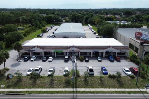 Immobilier commercial à Orlando, Floride 3271.09 m2 № 2167012