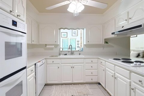 Casa en venta en Gainesville, Florida, 4 dormitorios, 232.81 m2 № 1919176 - foto 17