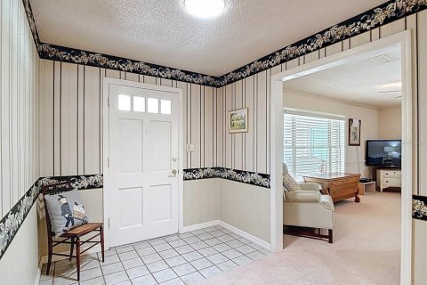 Casa en venta en Gainesville, Florida, 4 dormitorios, 232.81 m2 № 1919176 - foto 9
