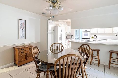 Casa en venta en Gainesville, Florida, 4 dormitorios, 232.81 m2 № 1919176 - foto 22