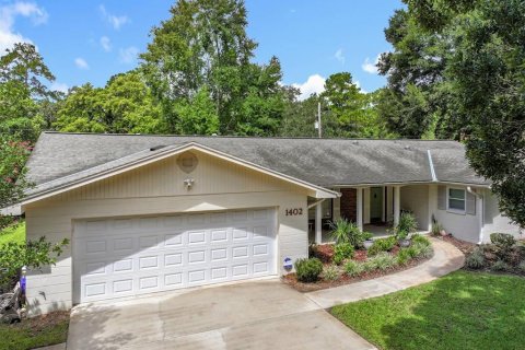 Casa en venta en Gainesville, Florida, 4 dormitorios, 232.81 m2 № 1919176 - foto 4