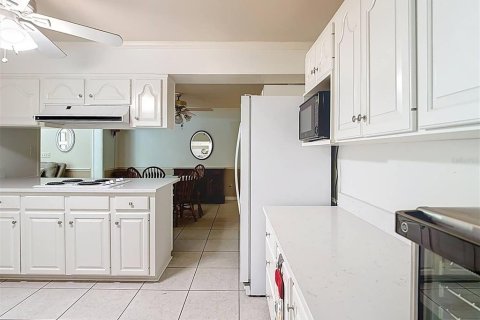 Casa en venta en Gainesville, Florida, 4 dormitorios, 232.81 m2 № 1919176 - foto 16