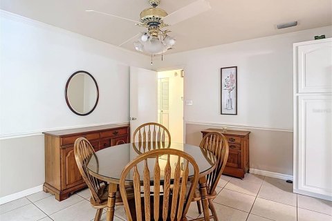 Casa en venta en Gainesville, Florida, 4 dormitorios, 232.81 m2 № 1919176 - foto 21