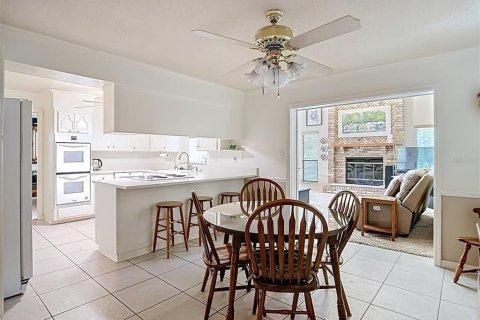 Casa en venta en Gainesville, Florida, 4 dormitorios, 232.81 m2 № 1919176 - foto 23