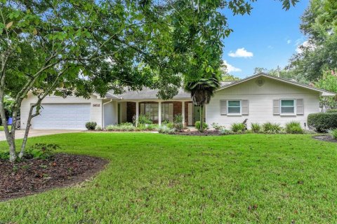Casa en venta en Gainesville, Florida, 4 dormitorios, 232.81 m2 № 1919176 - foto 1