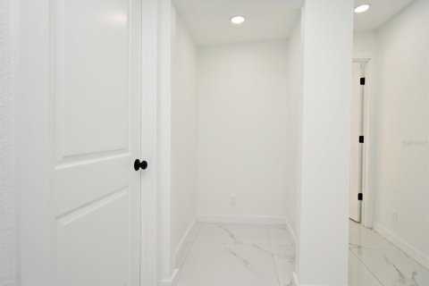 Commercial property in Winter Park, Florida 228.17 sq.m. № 1422479 - photo 20