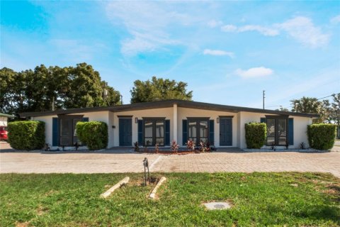 Commercial property in Winter Park, Florida 228.17 sq.m. № 1422479 - photo 1