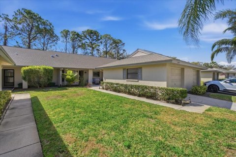 Casa en New Port Richey, Florida 2 dormitorios, 120.03 m2 № 2117827
