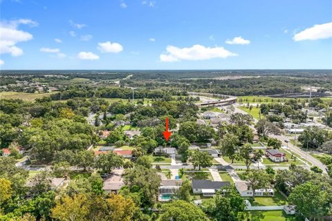 House in Mount Dora, Florida 3 bedrooms, 101.54 sq.m. № 1919586 - photo 3
